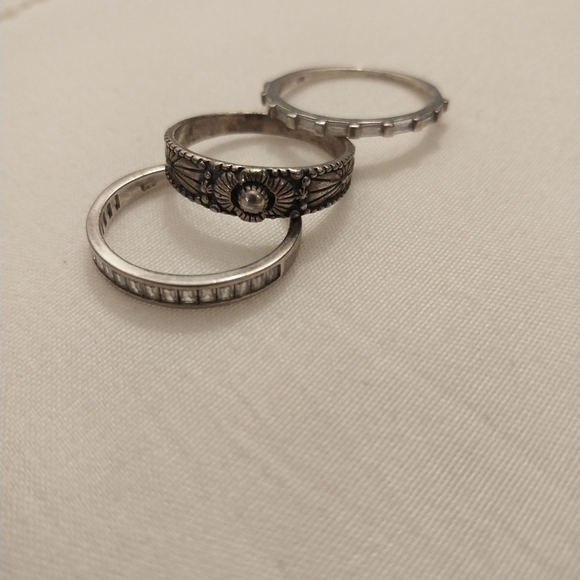 3 Stack Sterling Silver Rings - Picture 3 of 4